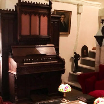 هارمنیوم ، ارگان-‌ارگ ترکیبی منحصر بفرد ساخته شده توسط الندر پره ، فیلس